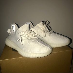 Only selling because they sadly don’t fit me